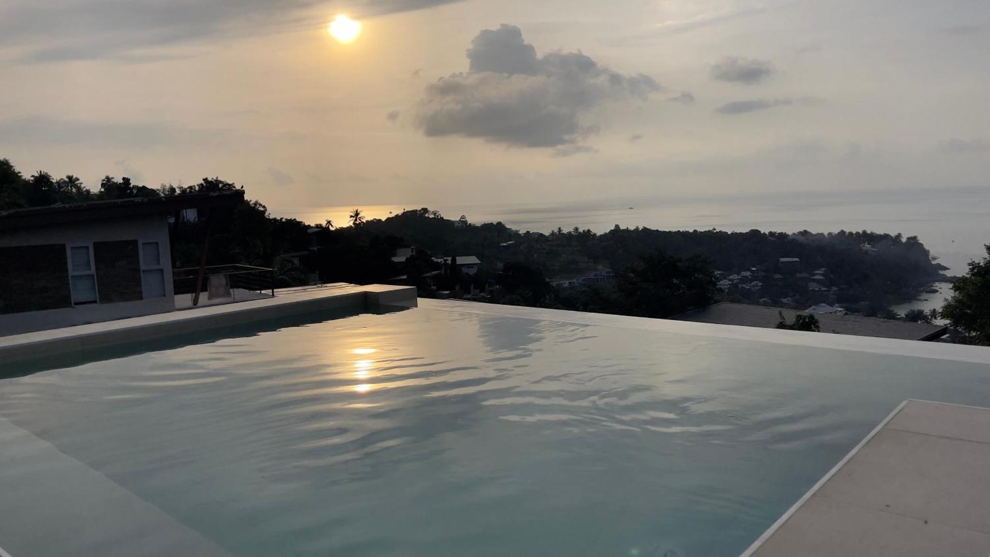 Infinity Villa サラダビーチ エクステリア 写真